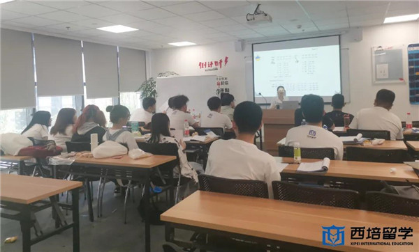 语培集训营老师寄语——志气填满青春的行囊，发奋图强奔向远方