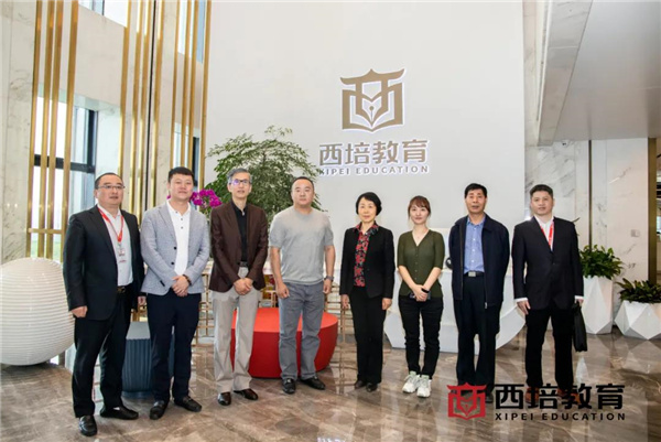 葛会长领导一行与毛董及负责人留影合照